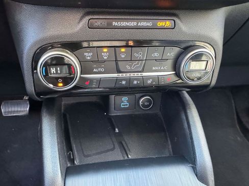 Used 2021 Ford Escape SEL w/ Technology Package image 22