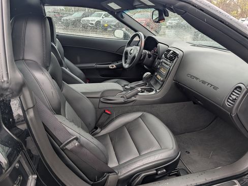 Used 2013 Chevrolet Corvette Coupe RWD image 10