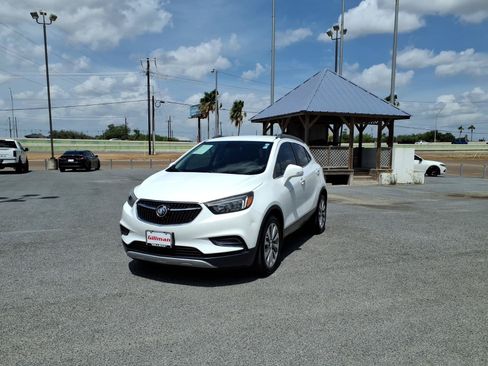 Used 2019 Buick Encore Preferred FWD image 4