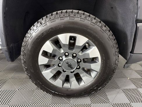 Certified 2024 Chevrolet Silverado 2500 Custom w/ Custom Value Package AWD/4WD image 10