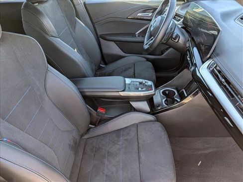 Used 2025 BMW X1 xDrive28i w/ M Sport Package AWD/4WD image 23