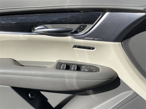 Used 2023 Cadillac XT6 Premium Luxury w/ Technology Package image 24