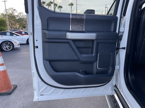 Used 2022 Ford F350 Lariat w/ Lariat Ultimate Package AWD/4WD image 41