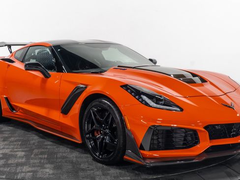 Used 2019 Chevrolet Corvette ZR1 image 9