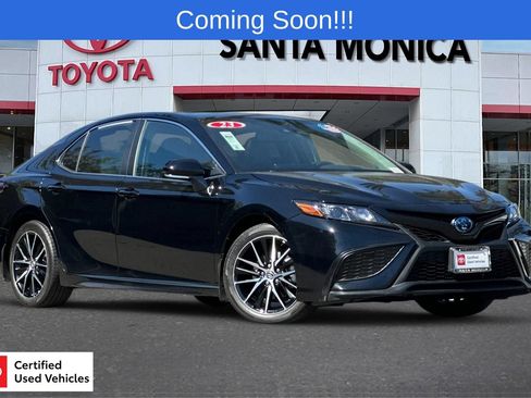 Certified 2023 Toyota Camry SE w/ Audio Upgrade Package FWD image 1