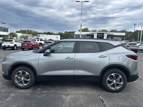 Used 2023 Chevrolet Blazer LT w/ Convenience Package AWD/4WD image 8