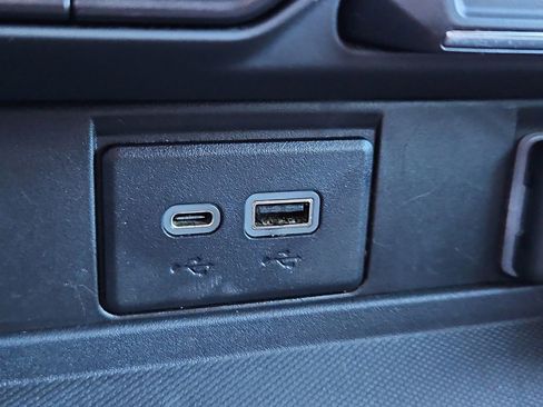 Used 2021 Chevrolet Tahoe RST image 31