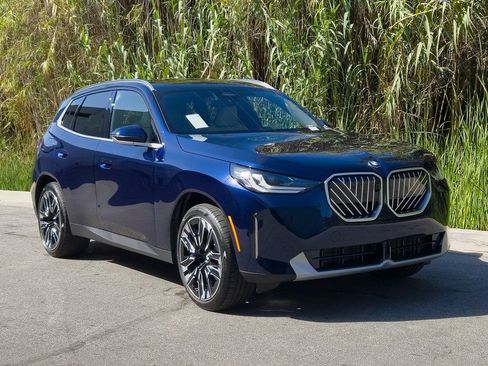 New 2026 BMW X3 xDrive30 w/ Premium Package image 2