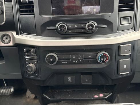 Used 2021 Ford F150 XL w/ Trailer Tow Package image 7