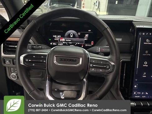 Certified 2025 GMC Yukon Denali image 7