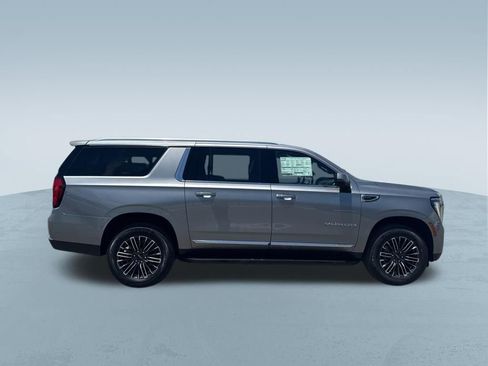 New 2026 GMC Yukon XL Elevation w/ Elevation Premium Package AWD/4WD image 10