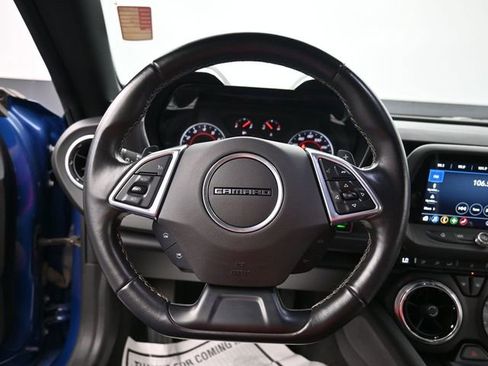 Used 2021 Chevrolet Camaro LT w/ Technology Package RWD image 14