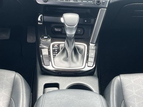 Used 2024 Kia Seltos SX AWD/4WD image 13