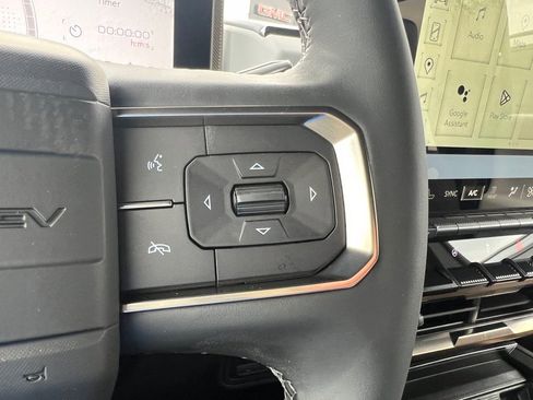 New 2025 GMC Hummer EV 2X image 12