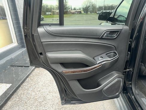 Used 2018 Chevrolet Tahoe LT image 21