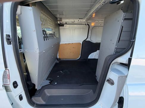 Used 2022 Ford Transit Connect XL image 16