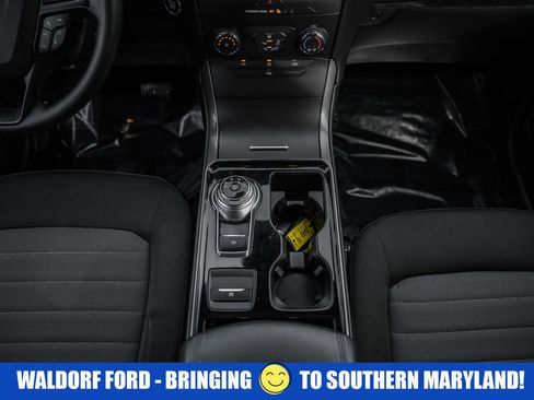 Used 2019 Ford Edge SE image 23