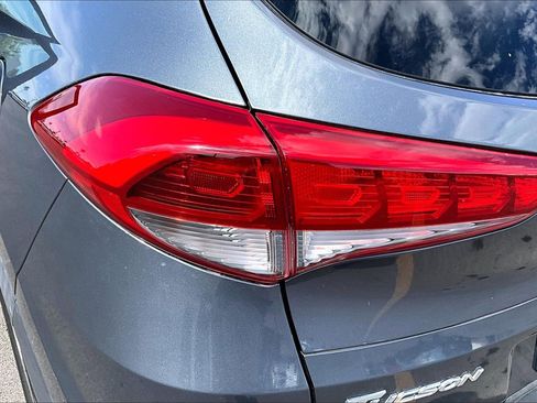 Used 2017 Hyundai Tucson SE FWD image 28