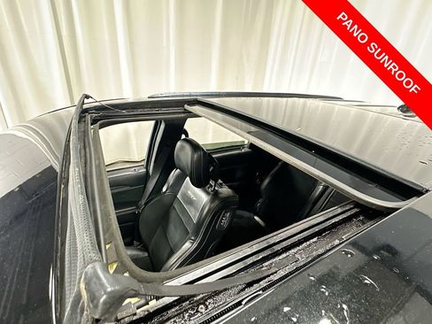 Used 2017 Jeep Grand Cherokee SRT AWD/4WD image 24