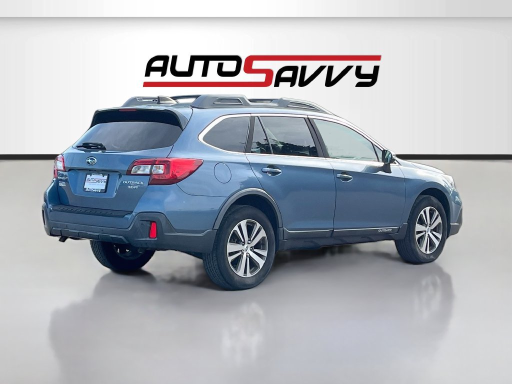 Used 2018 Subaru Outback 3.6R Limited w/ 50th Anniversary Edition AWD/4WD image 7