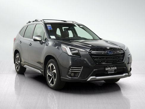 Used 2024 Subaru Forester Touring w/ POP Package 3 AWD/4WD image 4