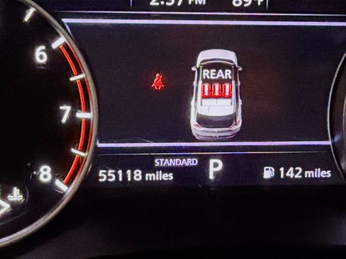 Used 2023 Nissan Rogue SV FWD image 8