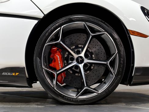 Used 2019 McLaren 600LT RWD image 22