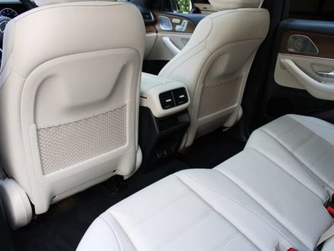 Used 2025 Mercedes-Benz GLE 450 4MATIC Coupe w/ Acoustic Comfort Package image 11