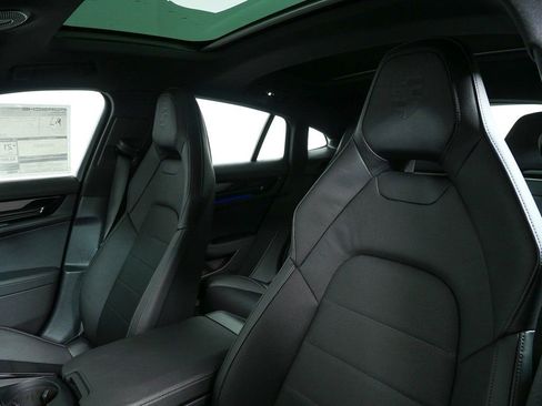 New 2026 Porsche Panamera 4 image 5