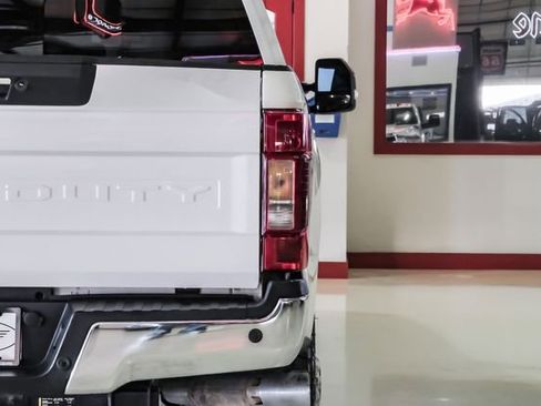 Used 2021 Ford F250 Lariat w/ Lariat Ultimate Package image 45