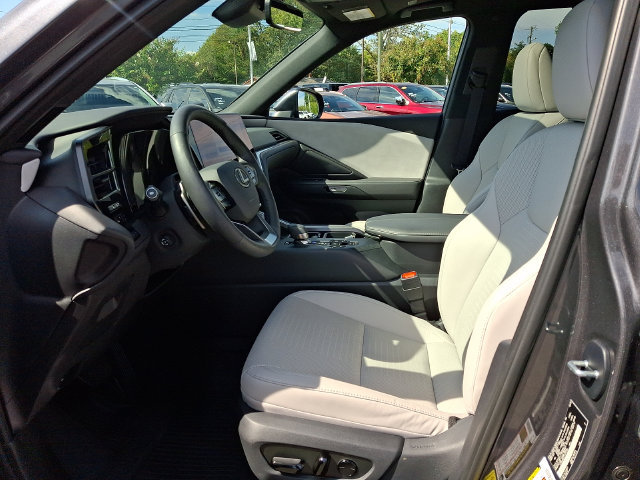 Used 2026 Lexus TX 350 AWD w/ Technology Package image 13