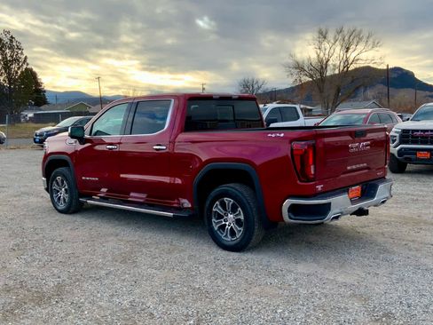 New 2026 GMC Sierra 1500 SLT image 3
