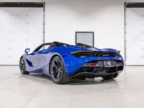 Used 2022 McLaren 720S Spider image 6