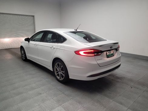 Used 2017 Ford Fusion SE w/ Equipment Group 201A FWD image 5
