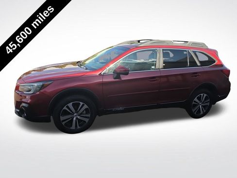 Used 2019 Subaru Outback 2.5i Limited AWD/4WD image 2
