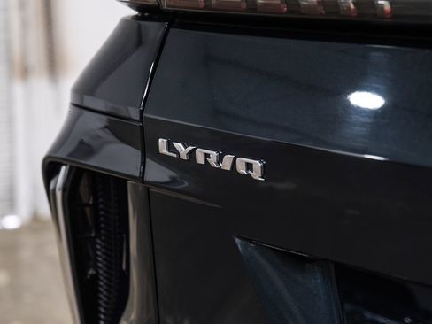 Used 2025 Cadillac Lyriq Luxury image 52