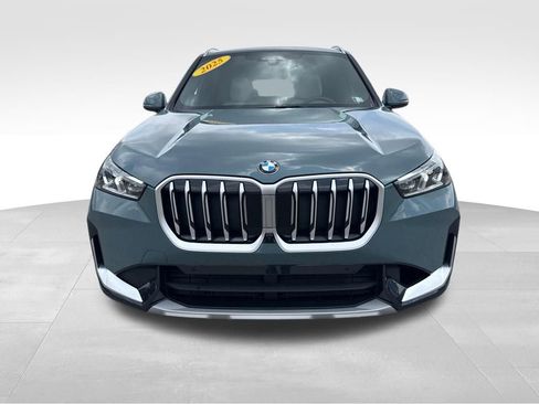 Used 2025 BMW X1 xDrive28i w/ Technology Package image 5