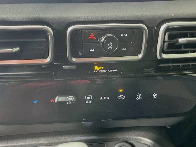 New 2027 Nissan Sentra SR w/ Floor Mat Package FWD image 11