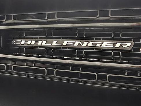 Used 2017 Dodge Challenger R/T Scat Pack w/ Leather Interior Group RWD image 59