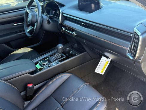 Certified 2025 MAZDA CX-50 2.5 Hybrid w/ Weather Package image 14