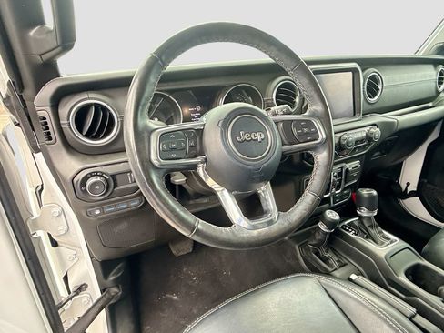 Used 2023 Jeep Wrangler Unlimited Sahara w/ Cold Weather Group AWD/4WD image 12