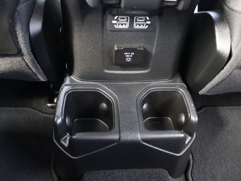 Used 2026 Jeep Wrangler Unlimited Rubicon AWD/4WD image 23