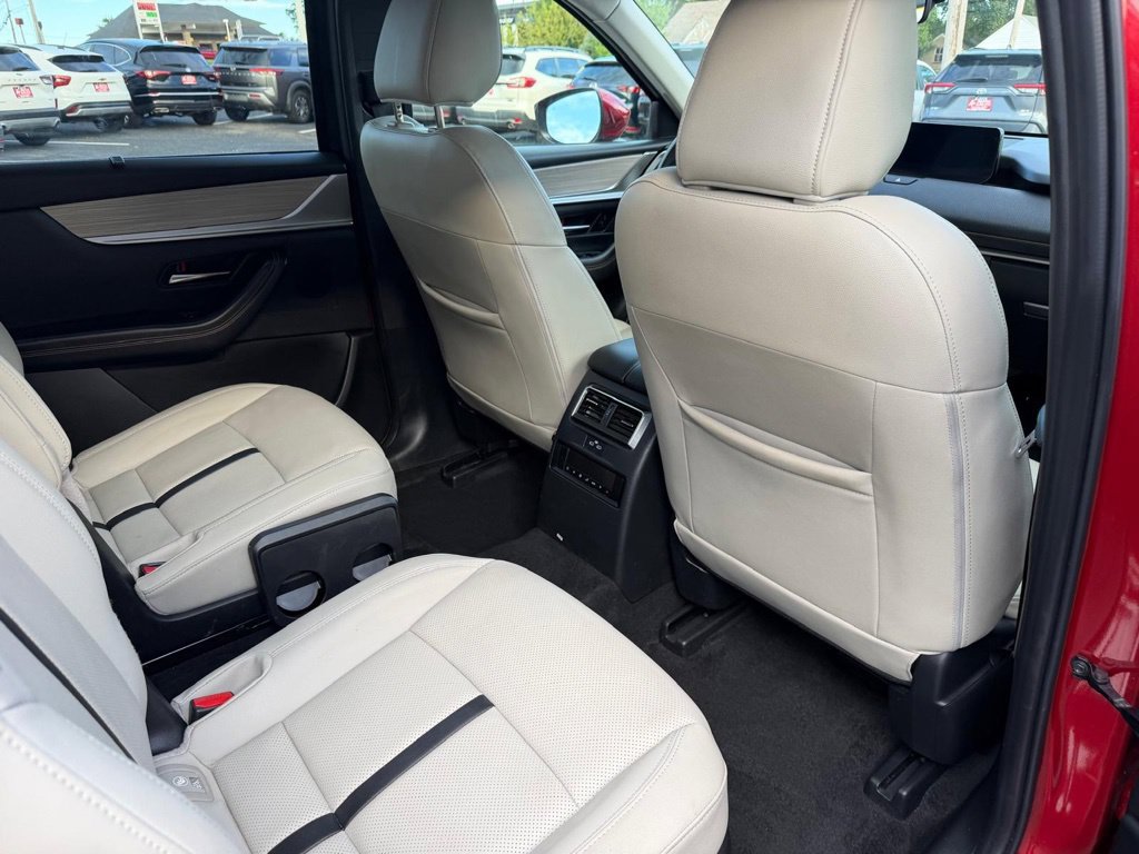 Used 2024 MAZDA CX-90 3.3 Turbo w/ Preferred Plus AWD/4WD image 27