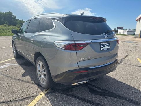 Used 2023 Buick Enclave Essence w/ Experience Buick Package AWD/4WD image 5