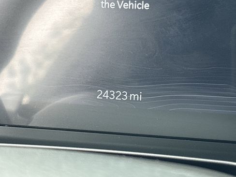 Used 2025 Jeep Grand Cherokee L Limited w/ Black Appearance Package image 30