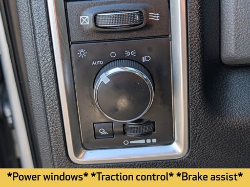 Used 2016 RAM 1500 Classic SLT image 8