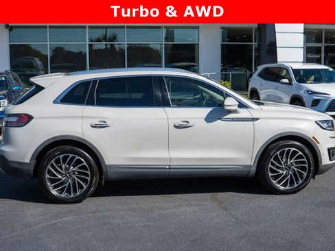 Used 2020 Lincoln Nautilus Reserve w/ Equipment Group 201A image 2