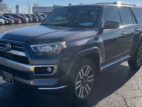 Used 2023 Toyota 4Runner Limited image 4