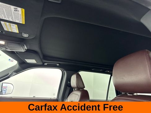 Used 2024 Ford Expedition Limited image 3