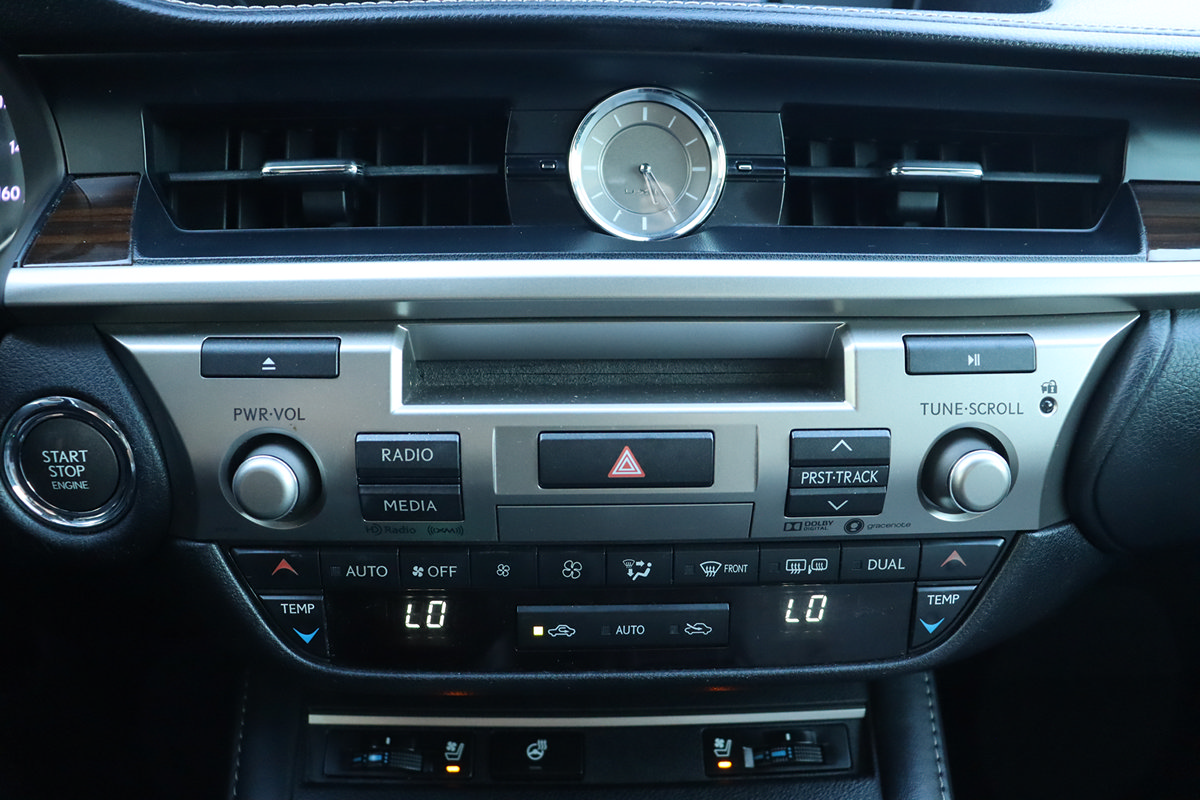 Used 2017 Lexus ES 350 w/ Navigation System Package FWD image 33